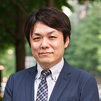 鈴木の顔写真