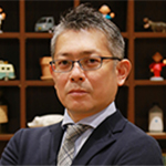 高辻伸行の写真