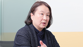 中堅社員の成長をどう加速させるか－ストレッチする経験と内省を促すことが「経験学習」のカギだ