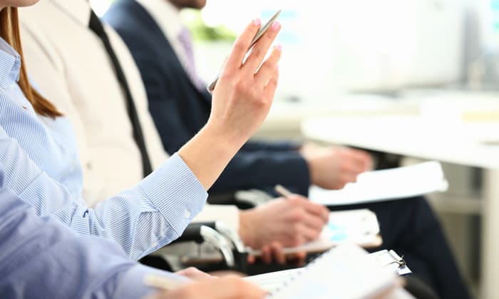 リーダー研修が注目されている理由
