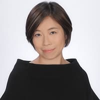 小宮山 利恵子の顔写真