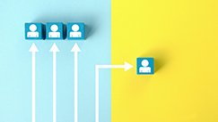 ～「不満」と「キャリア発達の見通し」の2要因に着目して～