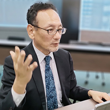 古野所長の写真