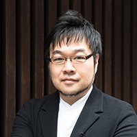 藤岡 慎二氏の写真
